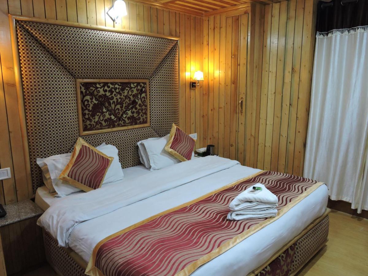Hotel Chaman Palace Shimla Exterior photo